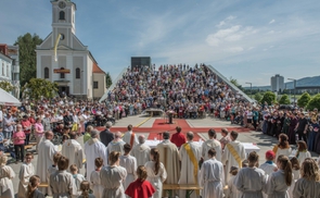 Festgottesdienst am 31. Mai 2015 am AEC Platz